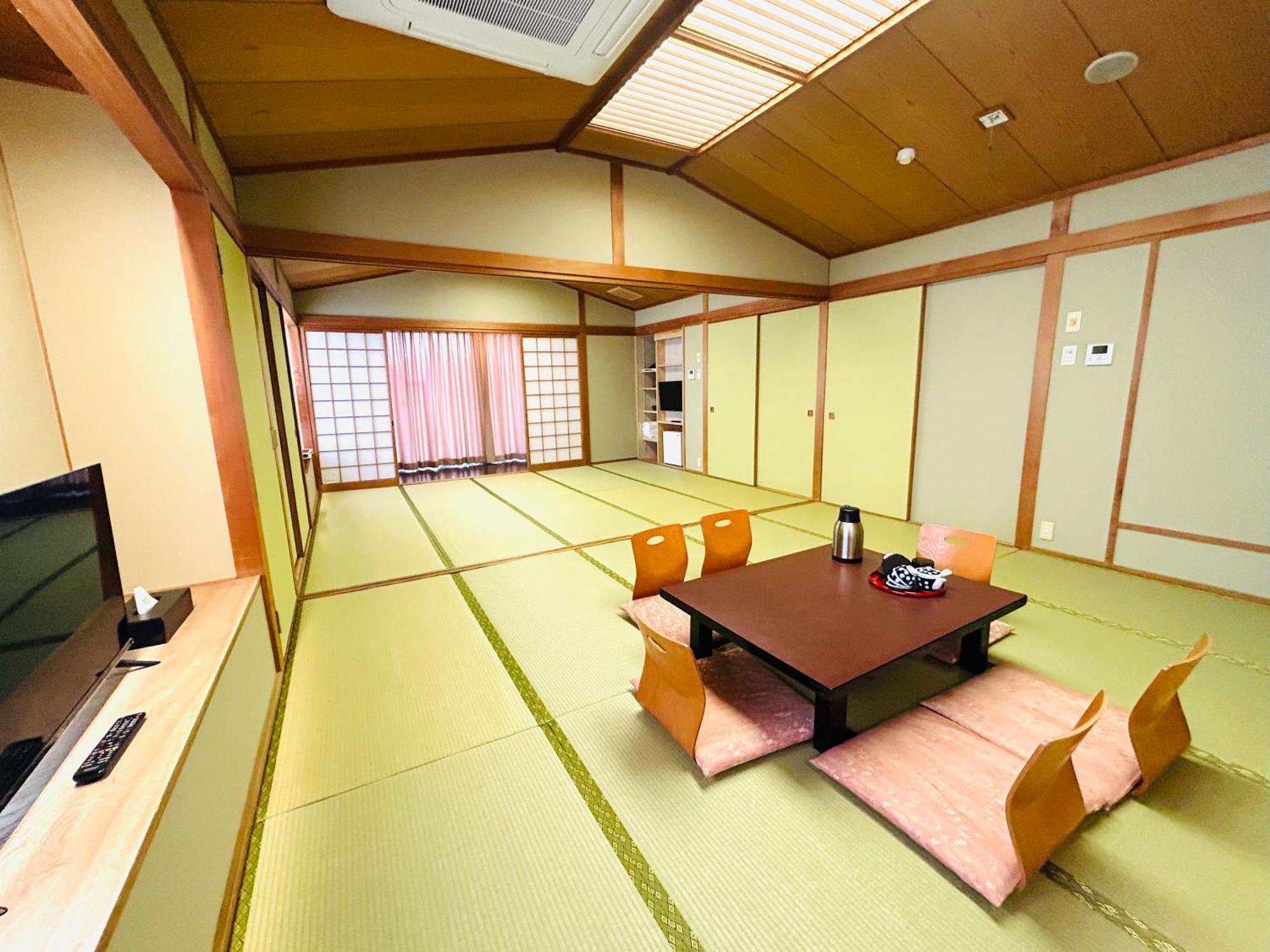 Hotel Takasago Kochi  Bagian luar foto