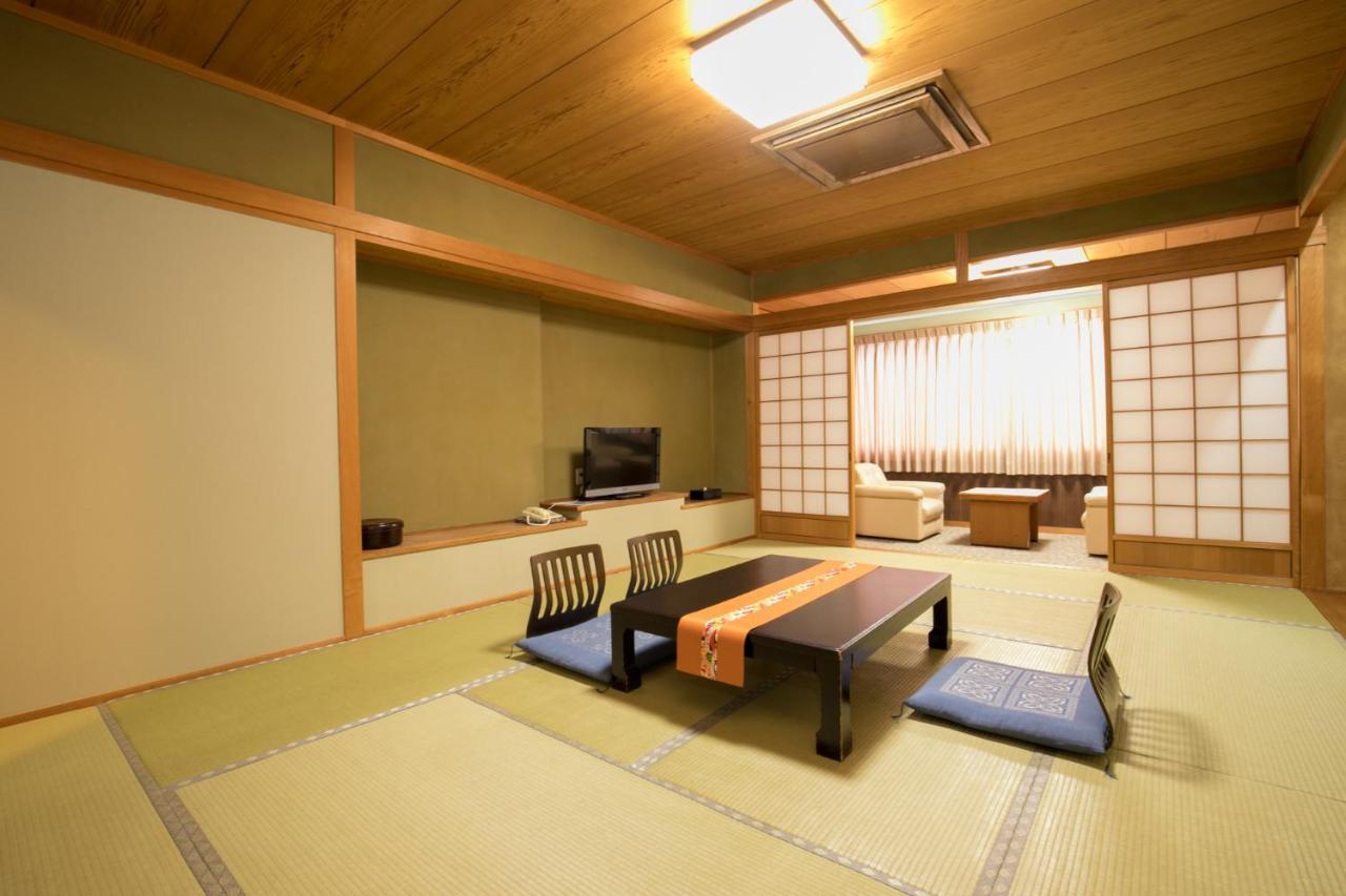 Hotel Takasago Kochi  Bagian luar foto